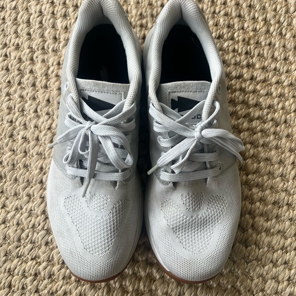 MEN'S BALLISTIC TRAINERS - LUNAR ROCK + GUM W/ SILVER REFLECTIVE SPEARHEAD - Picture 4 of 7